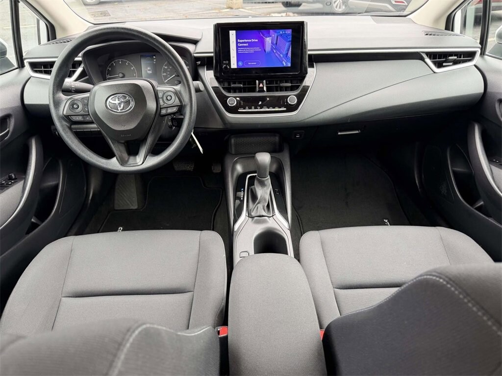 Used 2025 Toyota Corolla LE Sedan
