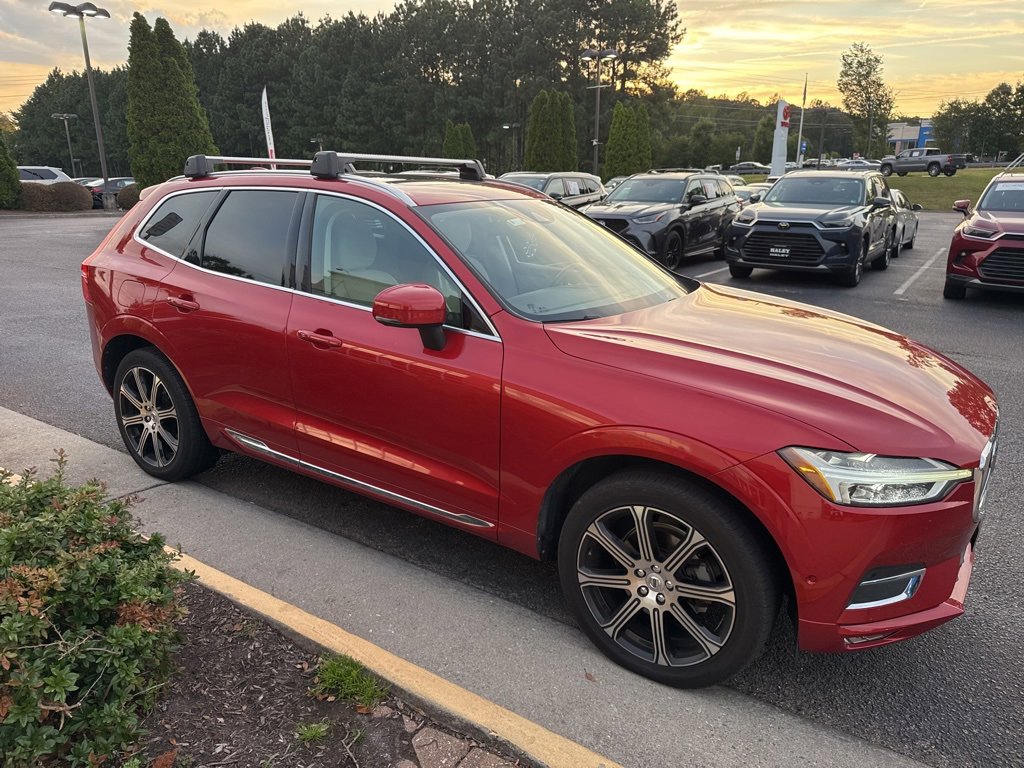2019 Volvo XC60 T5 Inscription photo 2