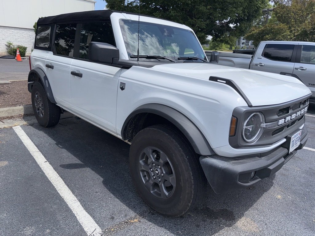 2024 Ford Bronco Big Bend photo 2
