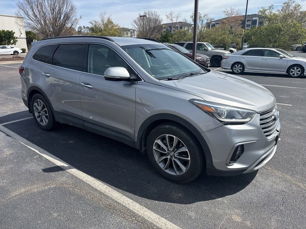 Used 2018 Hyundai Santa Fe SE SUV