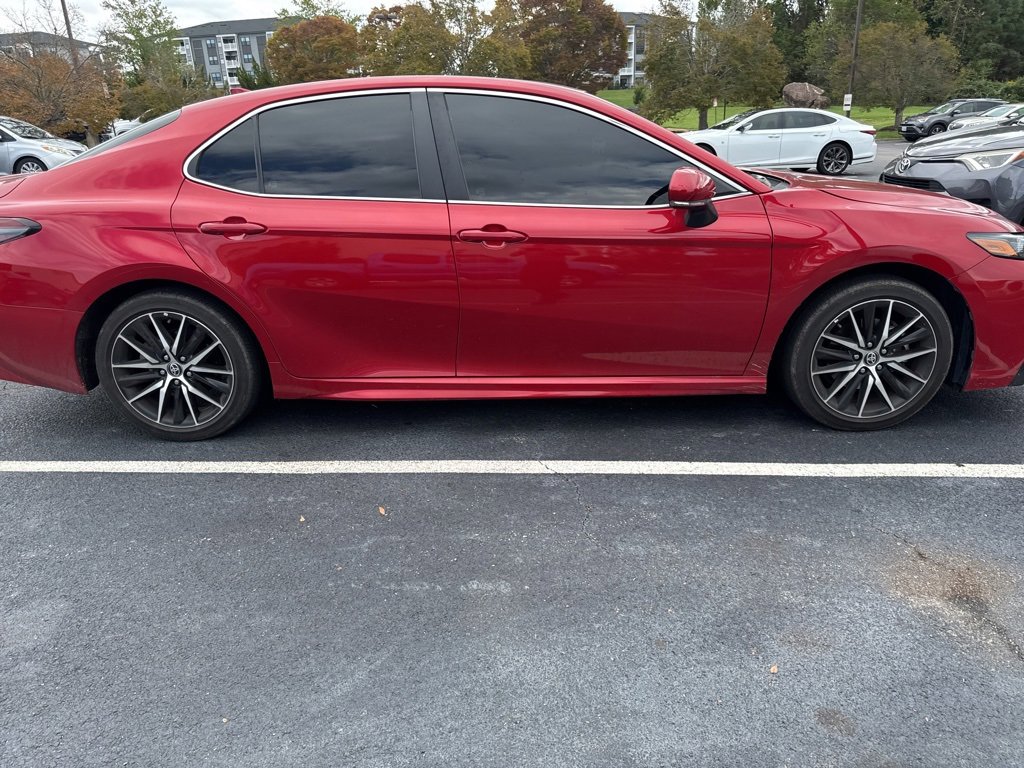 2024 Toyota Camry SE photo 2