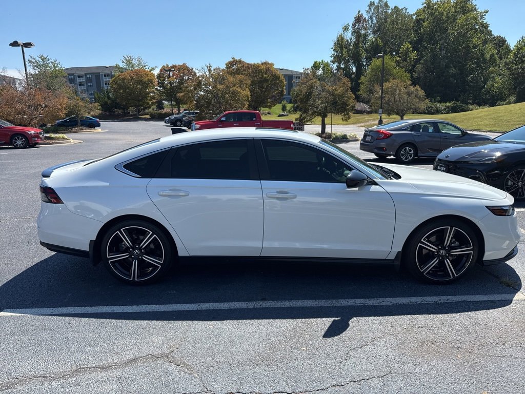 2024 Honda Accord Hybrid Sport photo 2