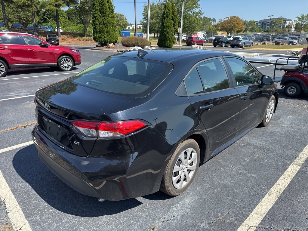 2024 Toyota Corolla LE photo 4