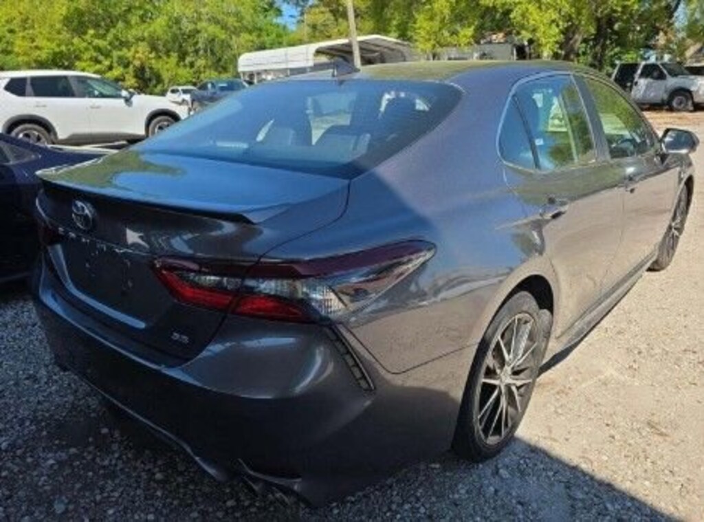 Used 2024 Toyota Camry SE Sedan
