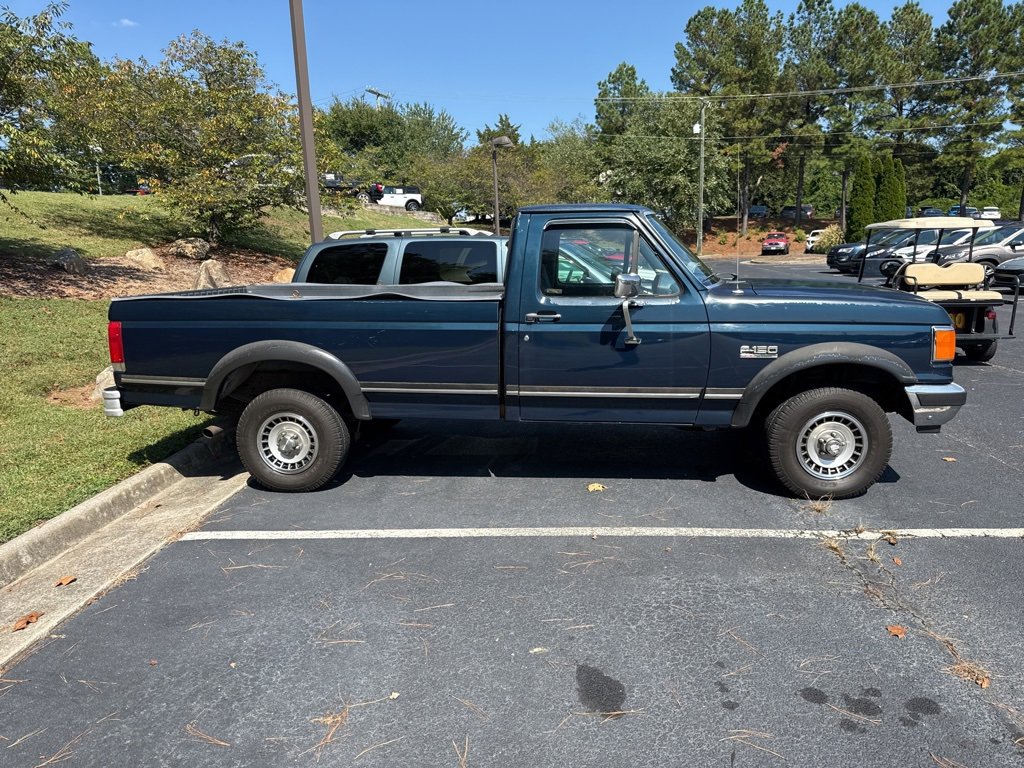 1988 Ford F-150 XLT Lariat photo 2