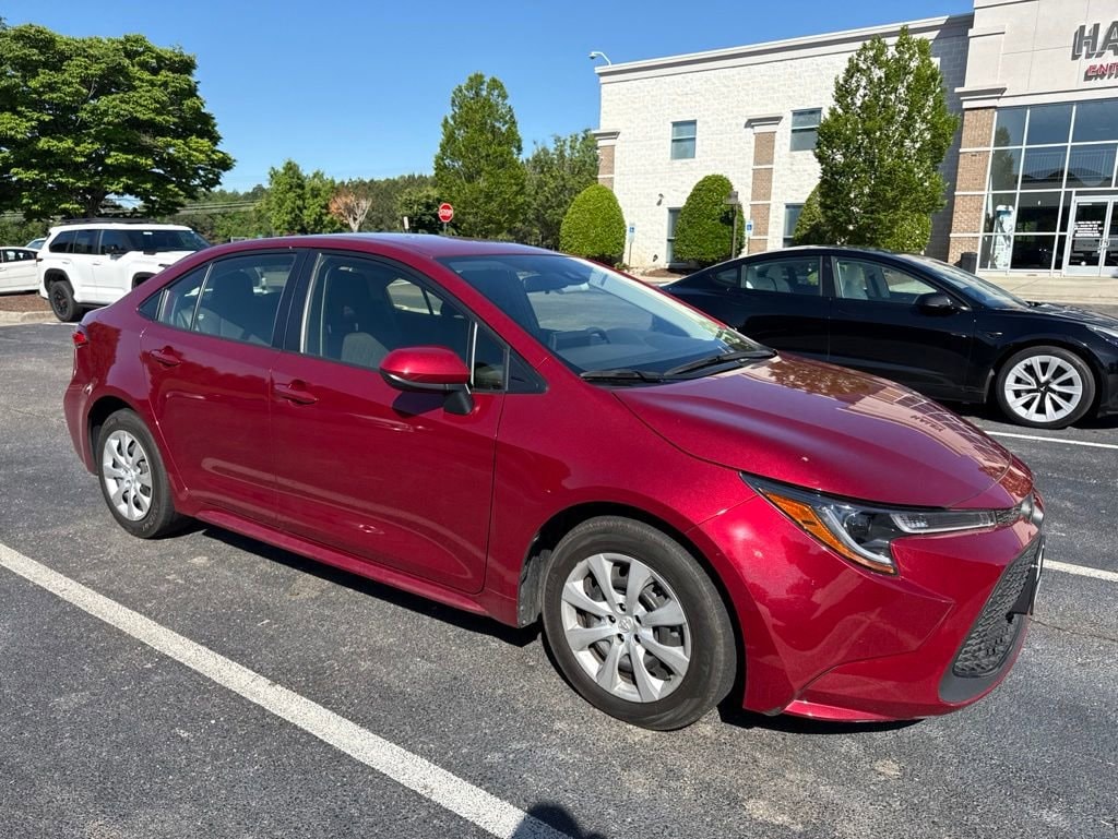 Used 2022 Toyota Corolla LE Sedan