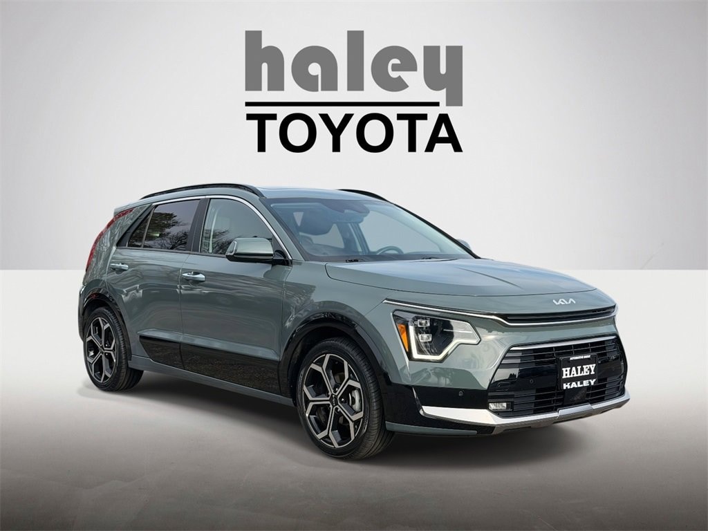 Used 2024 Kia Niro Plug-In Hybrid SX SUV