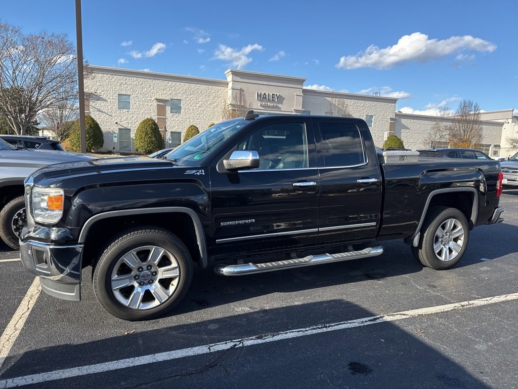 2015 GMC Sierra 1500 SLT's photo