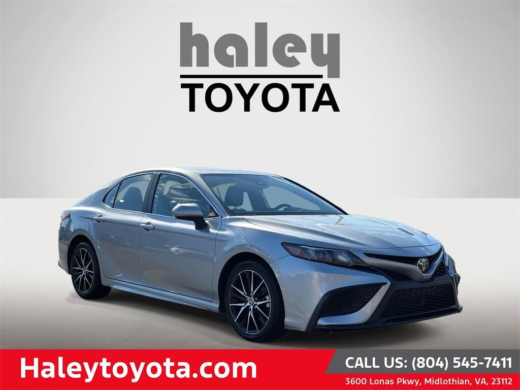 Used 2024 Toyota Camry SE Sedan