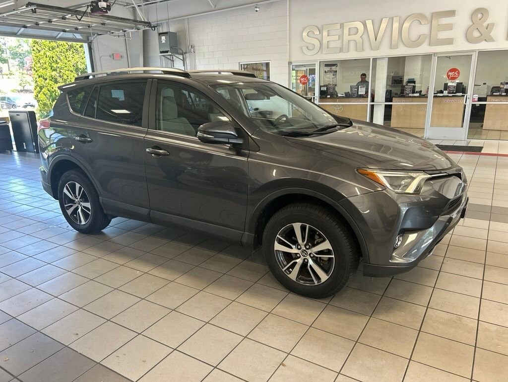 Used 2017 Toyota RAV4 XLE SUV