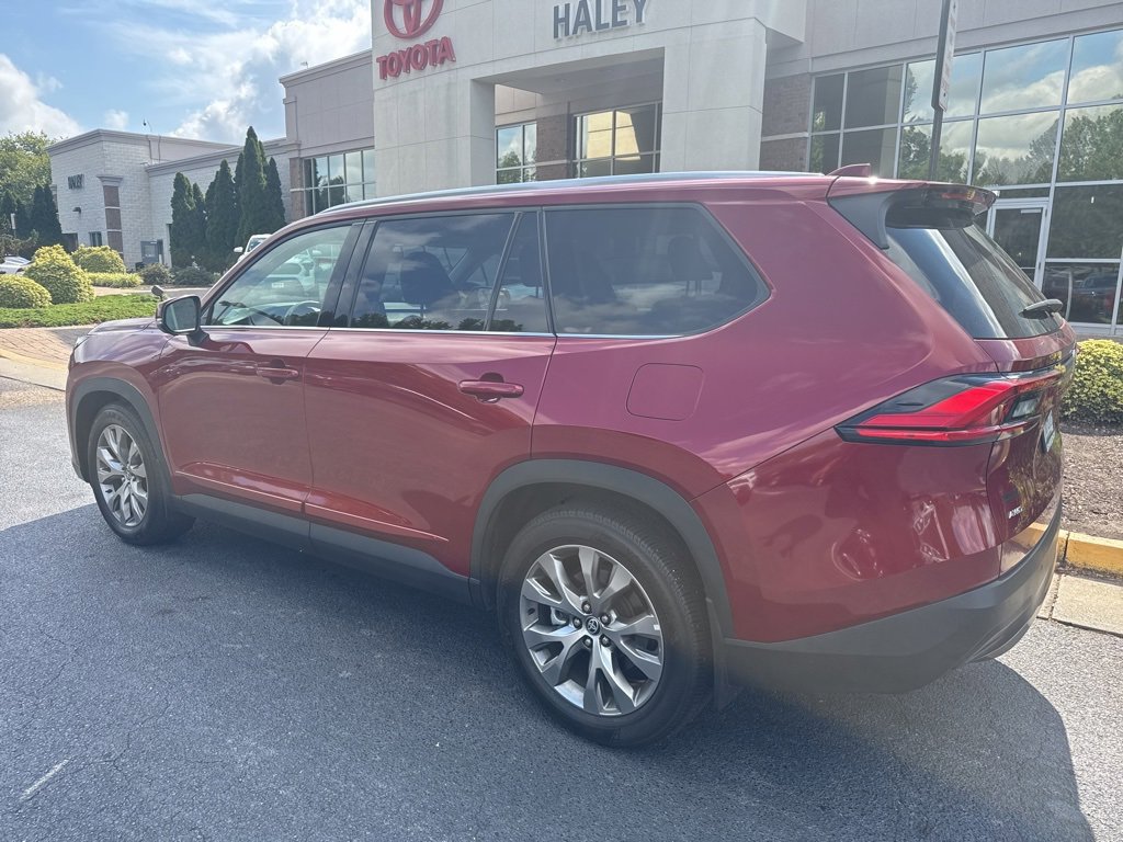 2024 Toyota Grand Highlander Limited photo 3