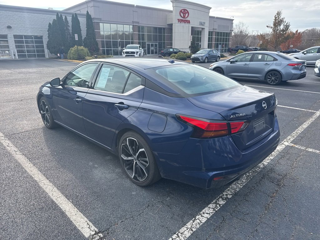 2023 Nissan Altima 2.5 SR photo 4