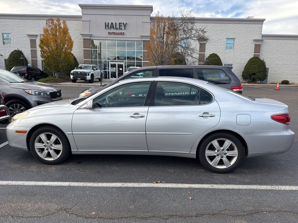 2006 Lexus ES 330 Base photo 3