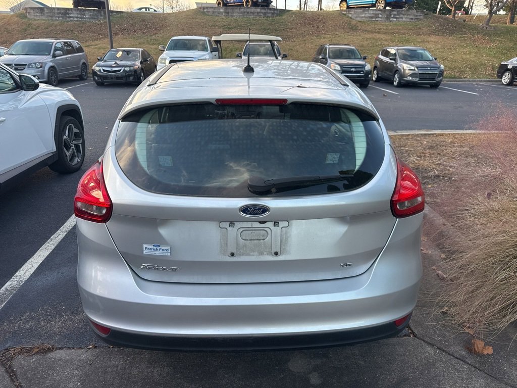 2018 Ford Focus SE photo 3