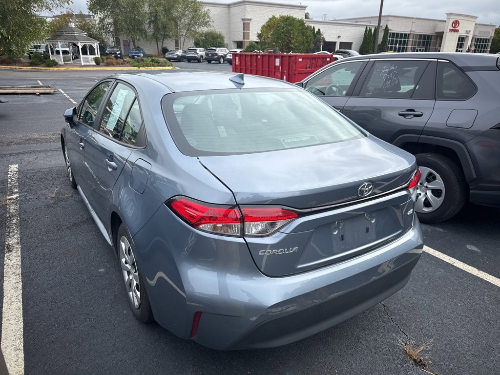 2024 Toyota Corolla LE photo 4