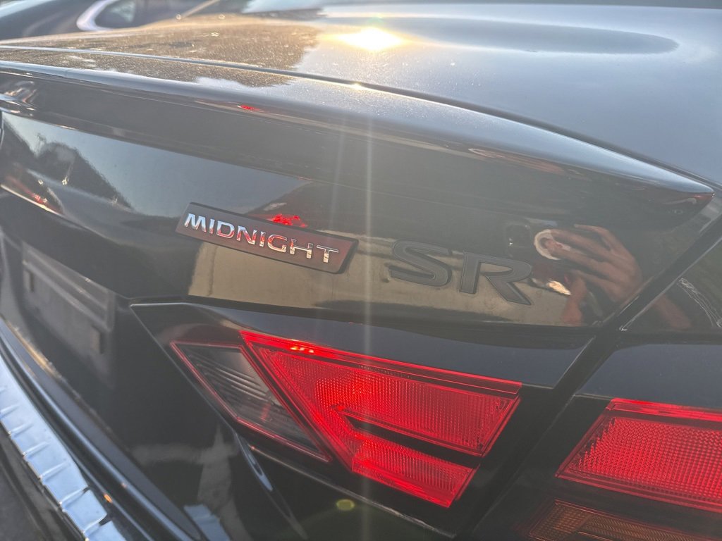 2022 Nissan Altima 2.5 SR photo 3