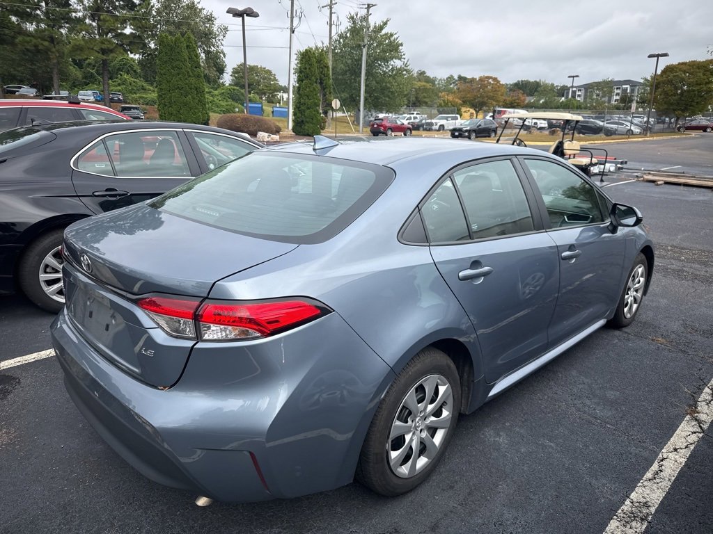 2024 Toyota Corolla LE photo 2