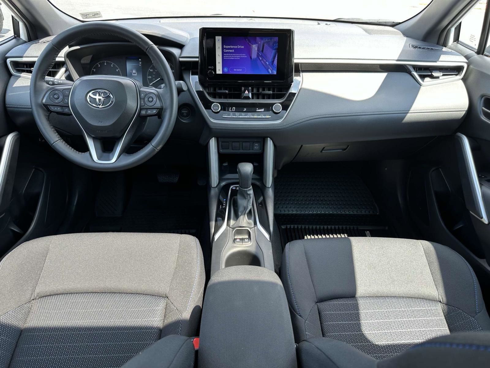 2024 Toyota Corolla Cross Hybrid SE