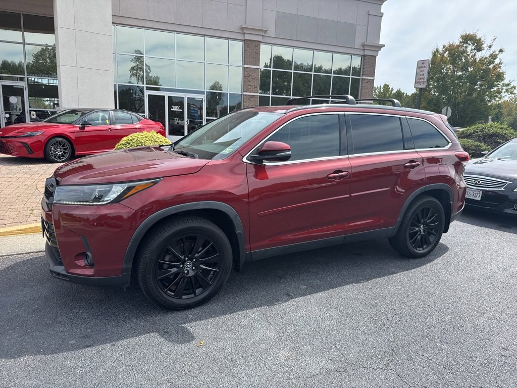2019 Toyota Highlander SE photo 3