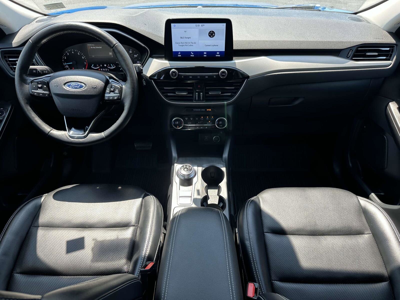 2021 Ford Escape SEL photo 2