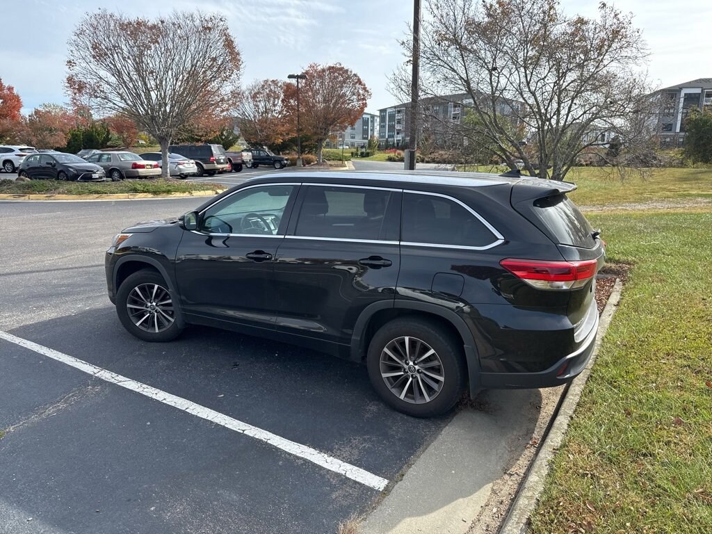 Used 2018 Toyota Highlander XLE SUV