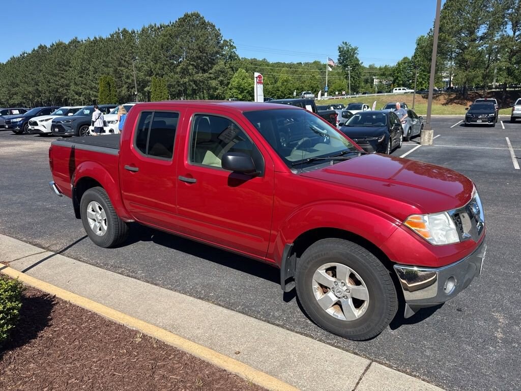 Used 2009 Nissan Frontier SE Truck Crew Cab