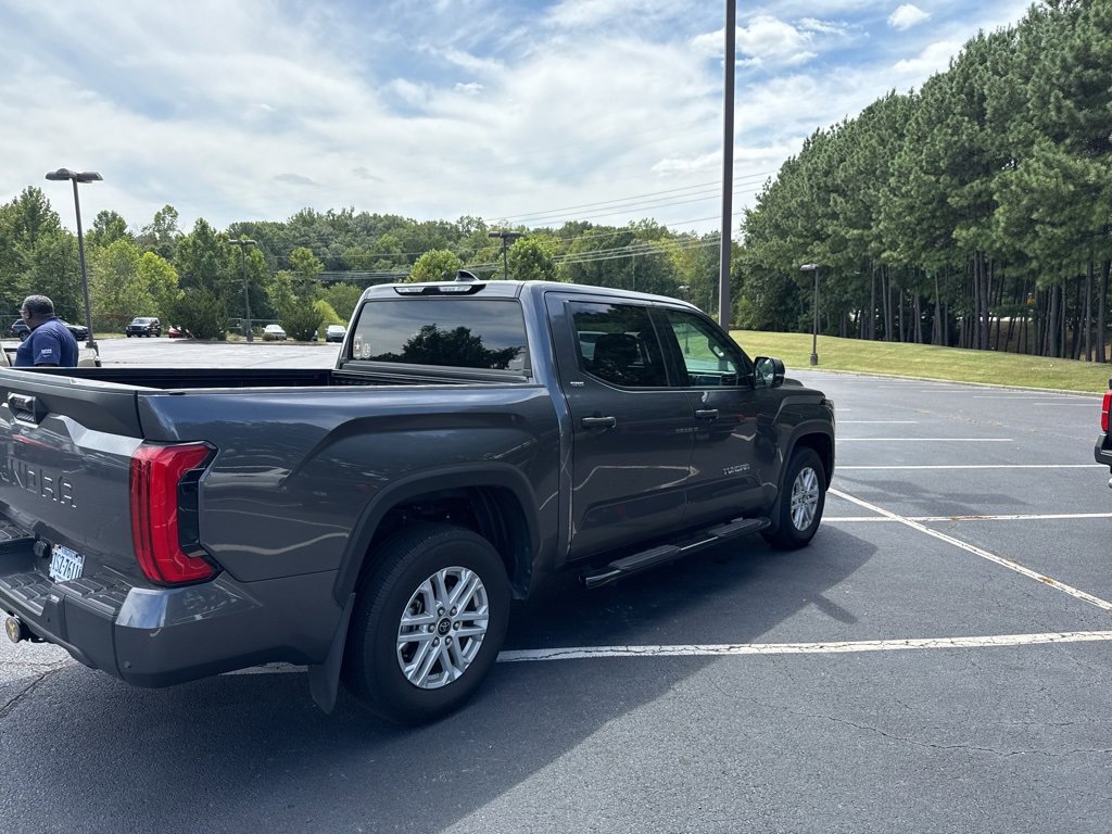 2023 Toyota Tundra SR5 CrewMax photo 3