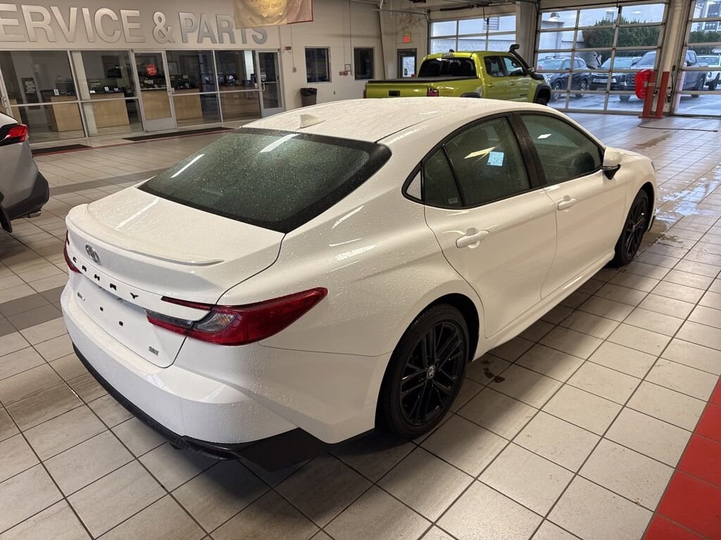 Used 2025 Toyota Camry SE Sedan