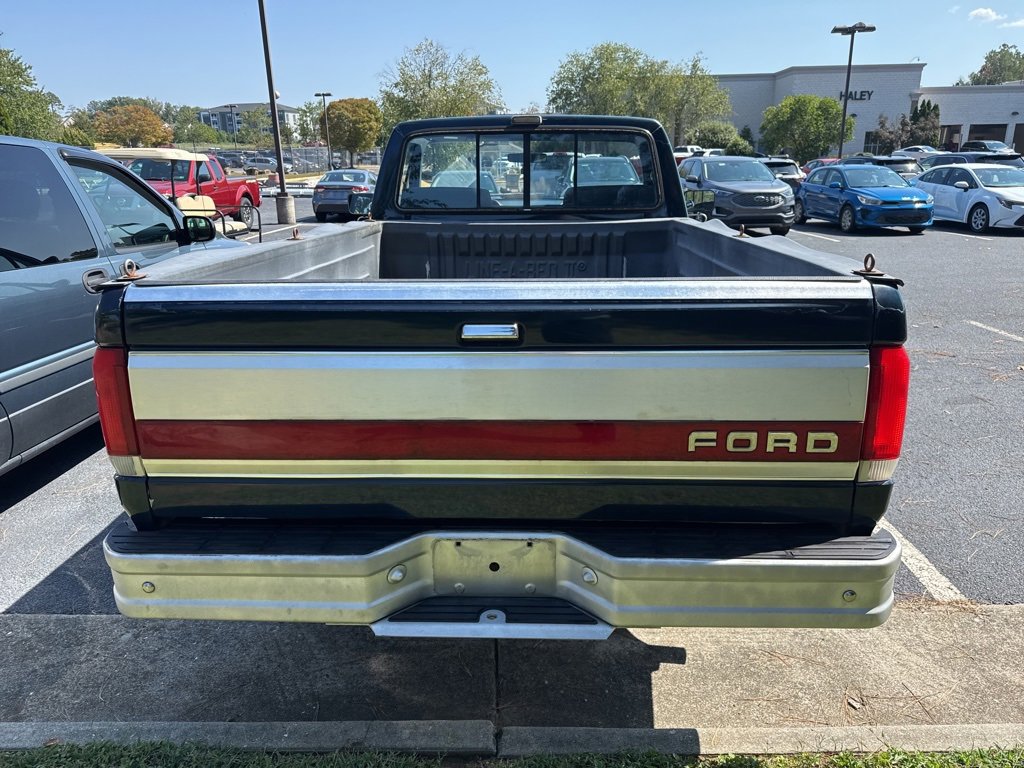 1988 Ford F-150 XLT Lariat photo 4