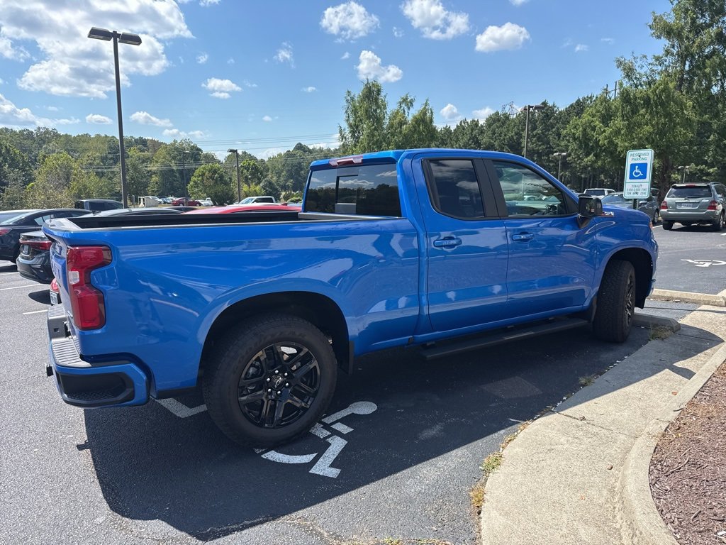 2025 Chevrolet Silverado 1500 RST photo 2