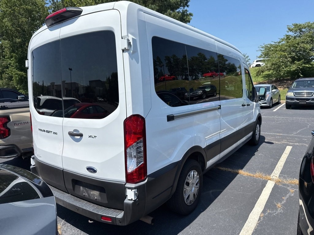 Used 2021 Ford Transit Passenger Wagon XLT T-350 148 Med Roof XLT RWD