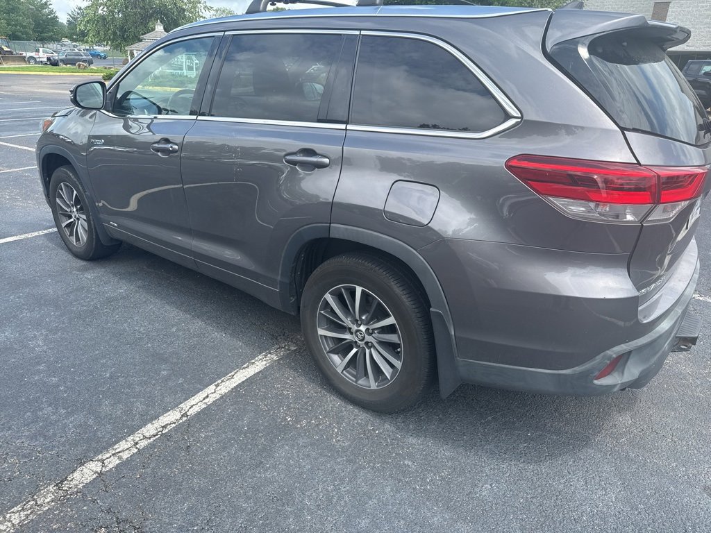 2018 Toyota Highlander Hybrid XLE photo 3