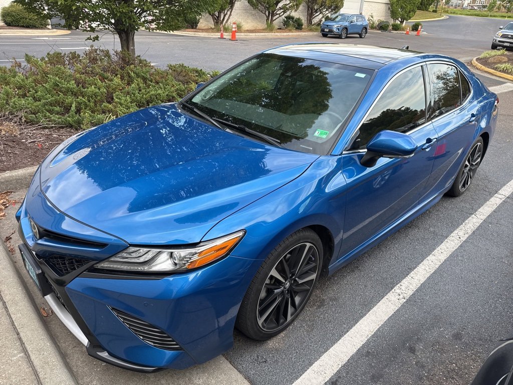 2019 Toyota Camry XSE V6 photo 4