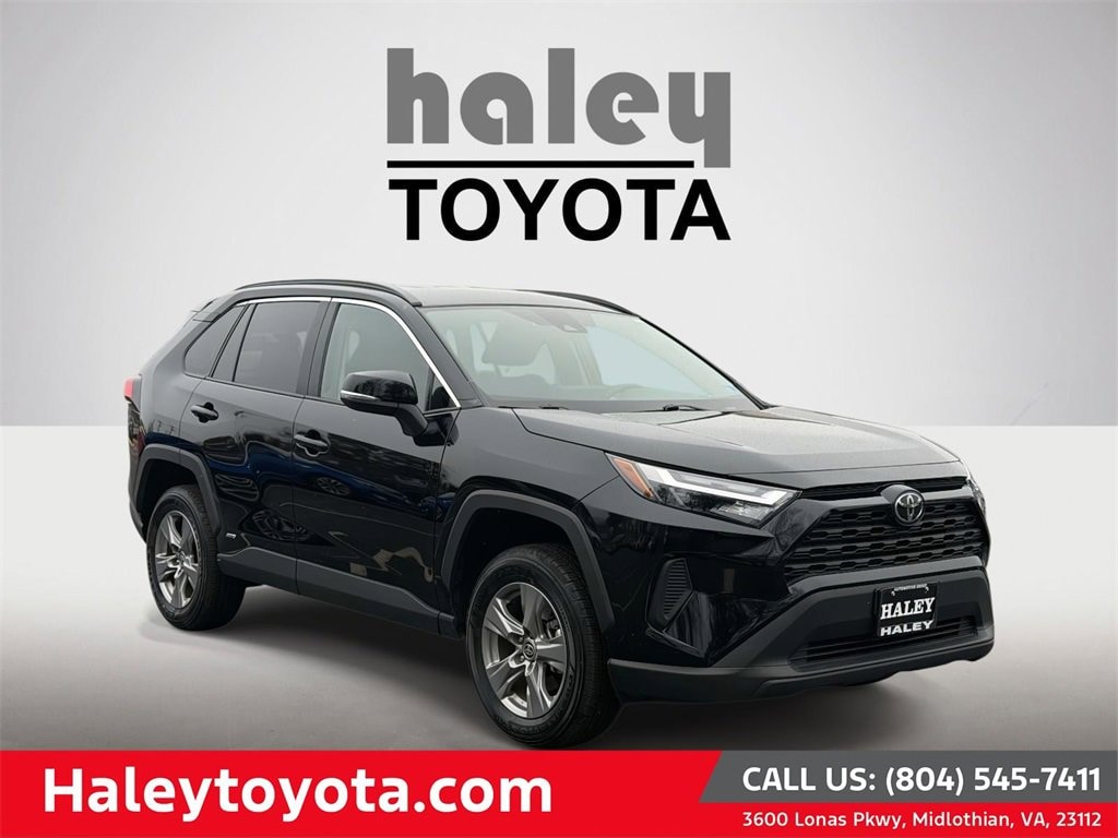 Used 2025 Toyota RAV4 XLE SUV