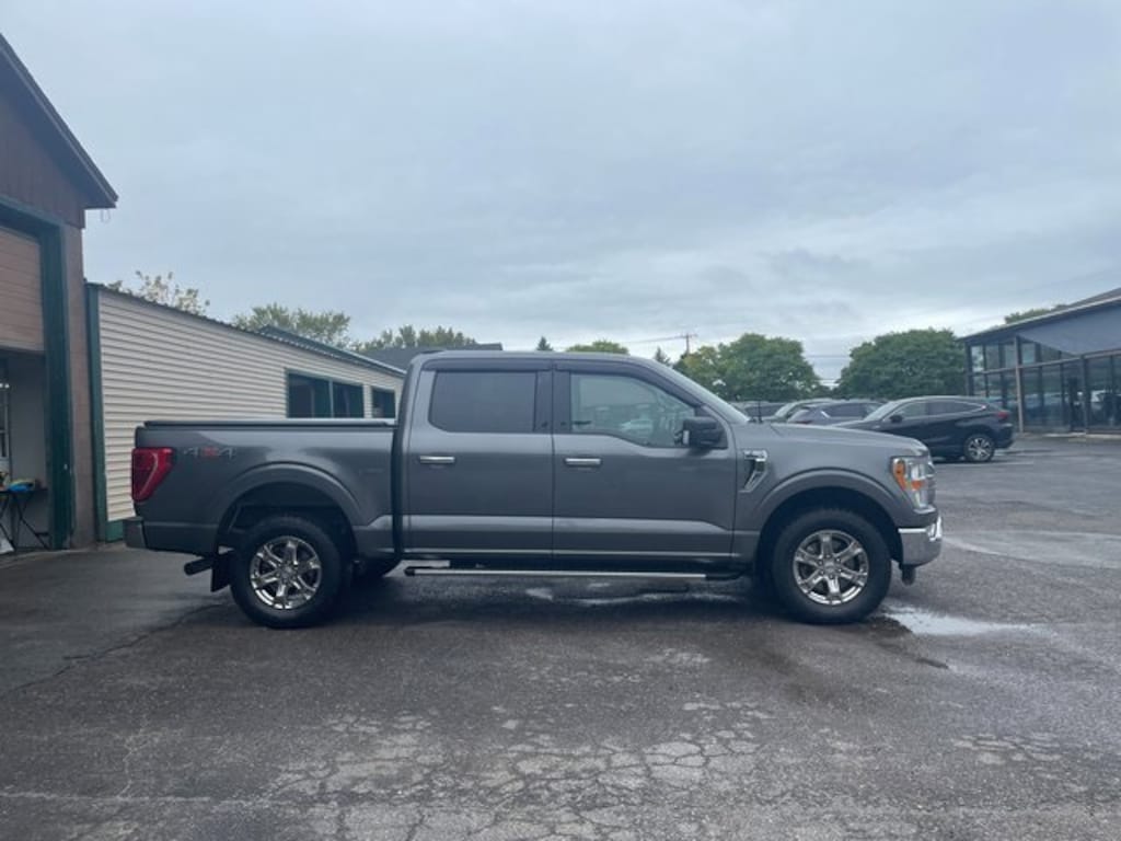 Used 2021 Ford F-150 XLT Truck SuperCrew Cab