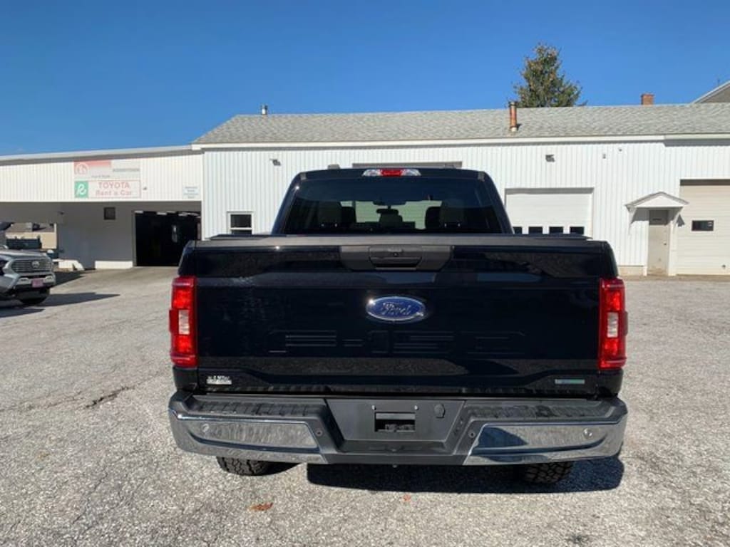 Used 2022 Ford F-150 XLT Truck SuperCrew Cab