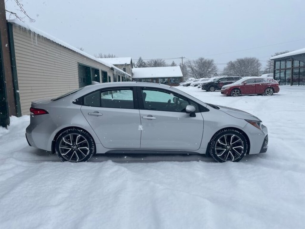 Used 2022 Toyota Corolla SE Sedan