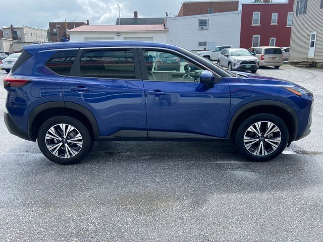 2023 Nissan Rogue SV photo 4