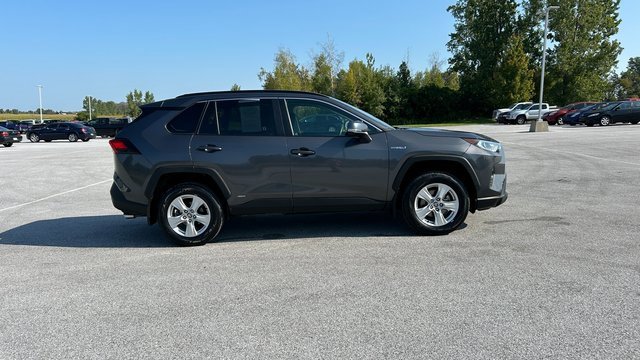 Used 2021 Toyota RAV4 XLE with VIN 2T3RWRFVXMW115249 for sale in Saint Albans, VT