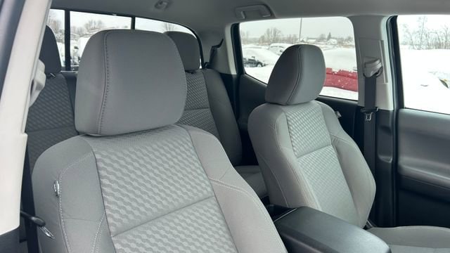 2022 Toyota Tacoma SR5 - Photo 47