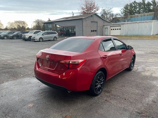 2019 Toyota Corolla L photo 3