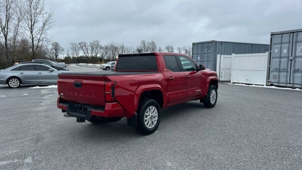 New 2025 Toyota Tacoma SR5 4X4 DOUBLE CAB