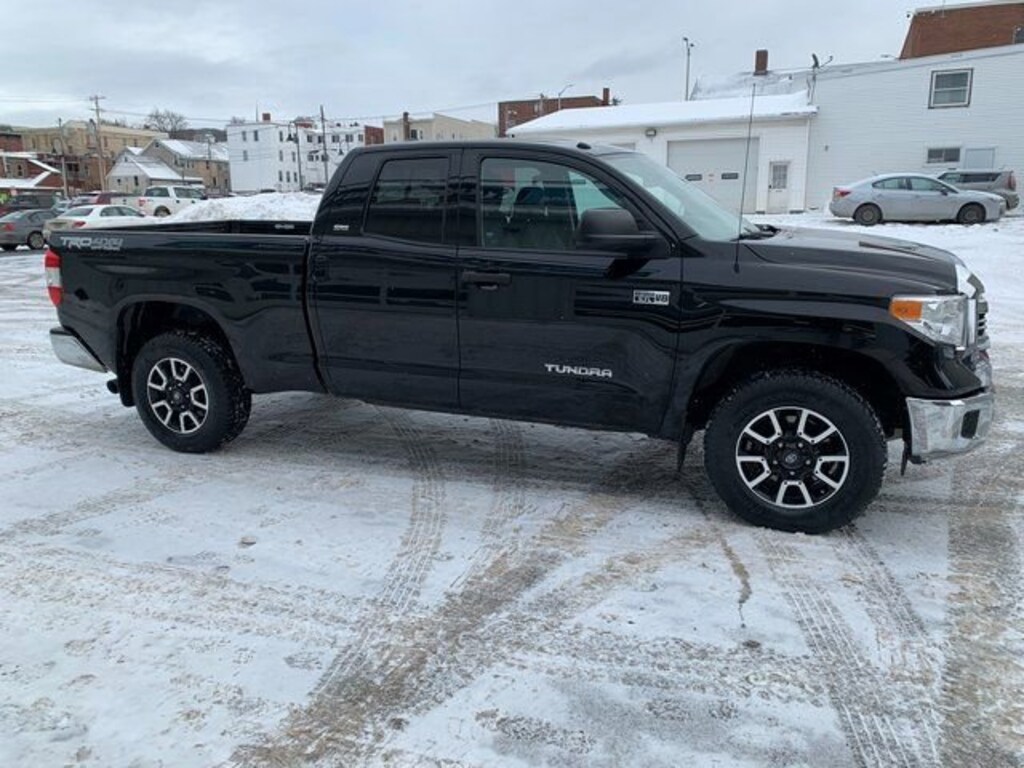 Used 2017 Toyota Tundra SR5 Truck Double Cab
