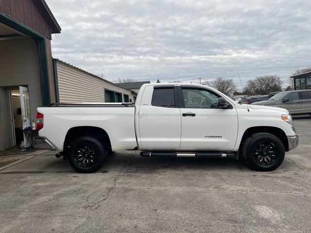2017 Toyota Tundra TRD Pro photo 2