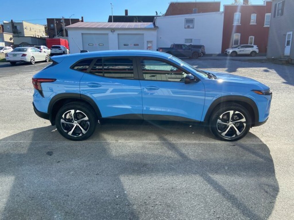 Used 2024 Chevrolet Trax 1RS SUV