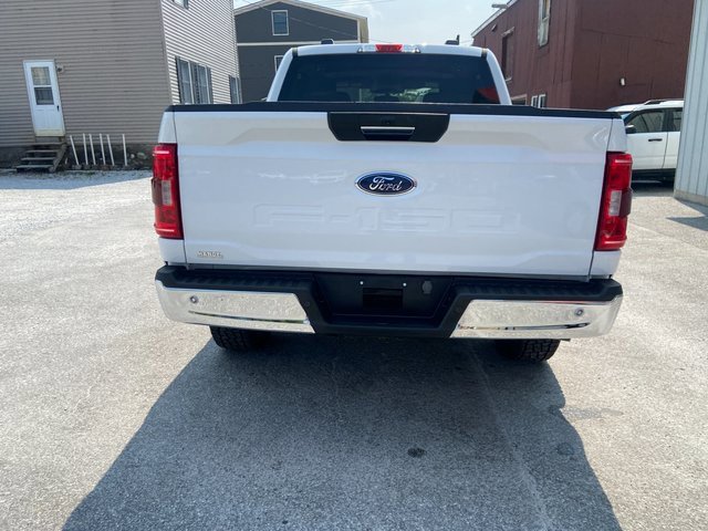 2023 Ford F-150 XLT photo 4