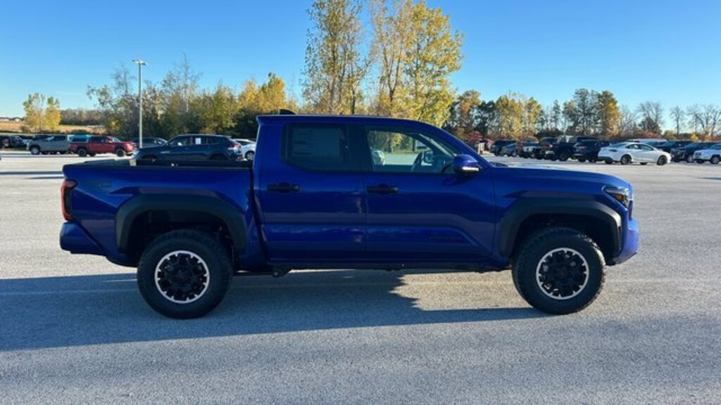 New 2025 Toyota Tacoma TRD Off-Road 4X4 DOUBLE CAB
