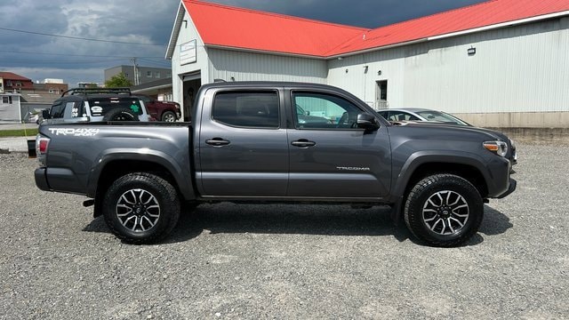 Used 2021 Toyota Tacoma TRD Sport with VIN 3TYCZ5AN9MT042779 for sale in Saint Albans, VT