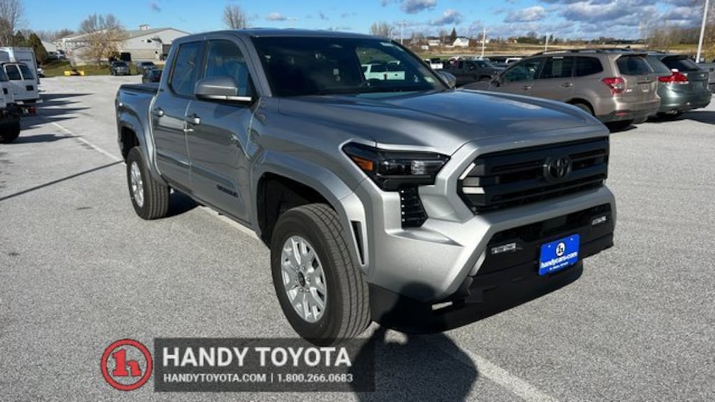 New 2025 Toyota Tacoma SR5 4X4 DOUBLE CAB