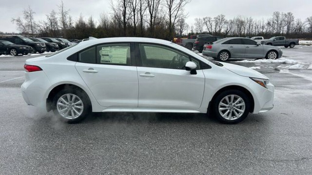 New 2026 Toyota Corolla Hybrid LE LE SEDAN